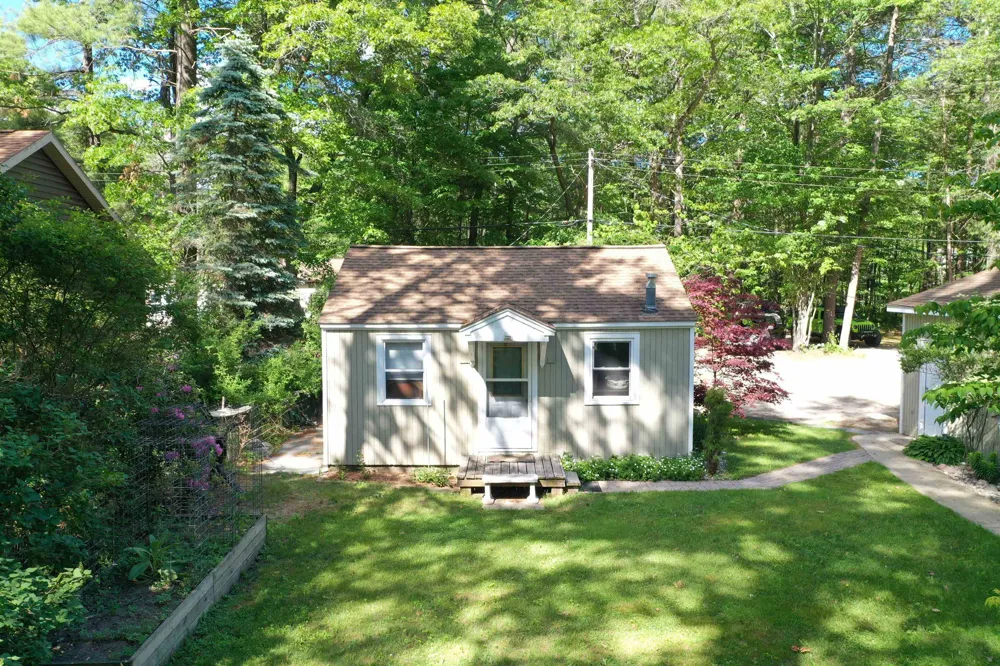6391 Loud Drive Oscoda Charter Township, MI 48750
