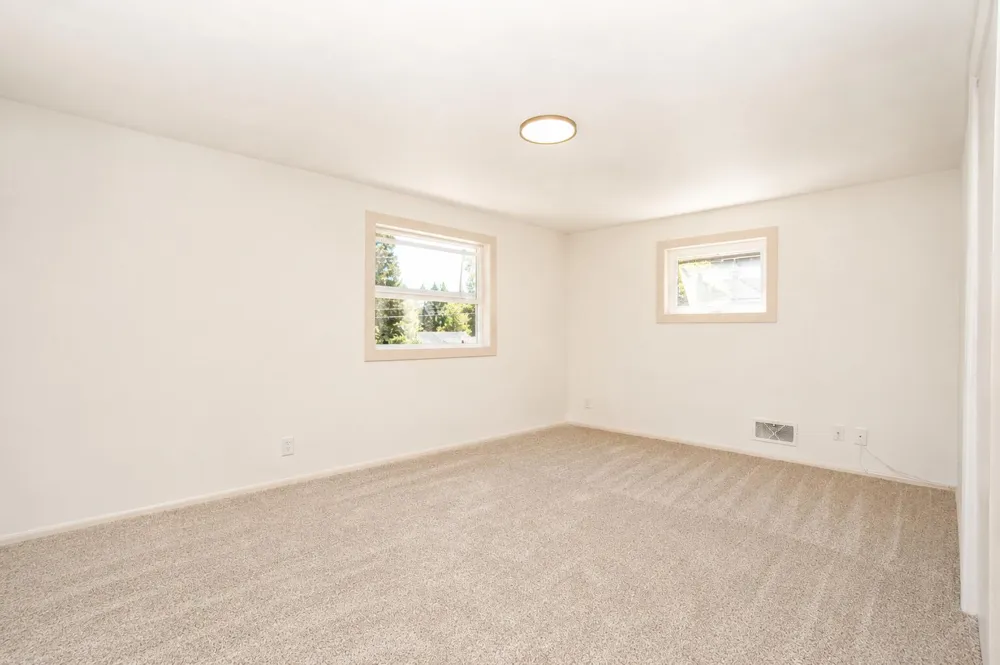 2490 Strathmore Street Oshtemo Charter Township, MI 49009