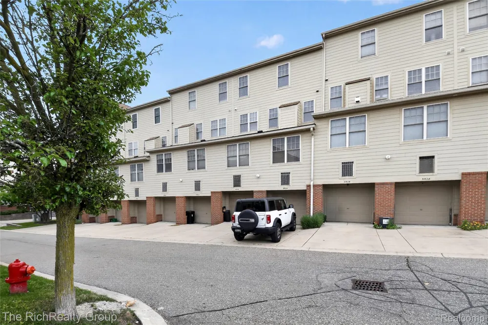 3922 Forester Boulevard Auburn Hills City, MI 48326