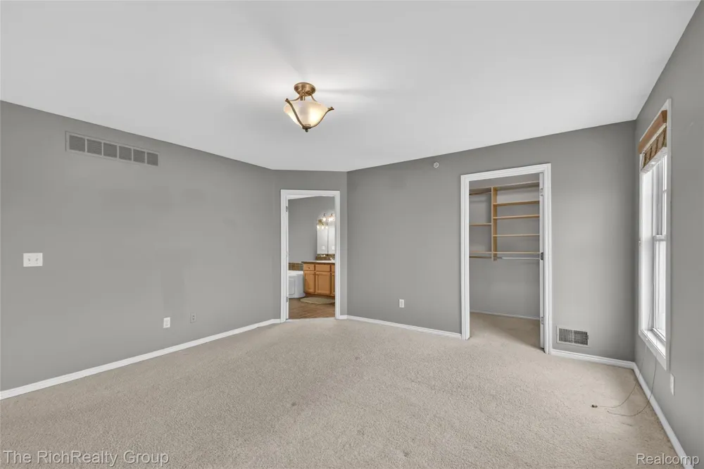 3922 Forester Boulevard Auburn Hills City, MI 48326