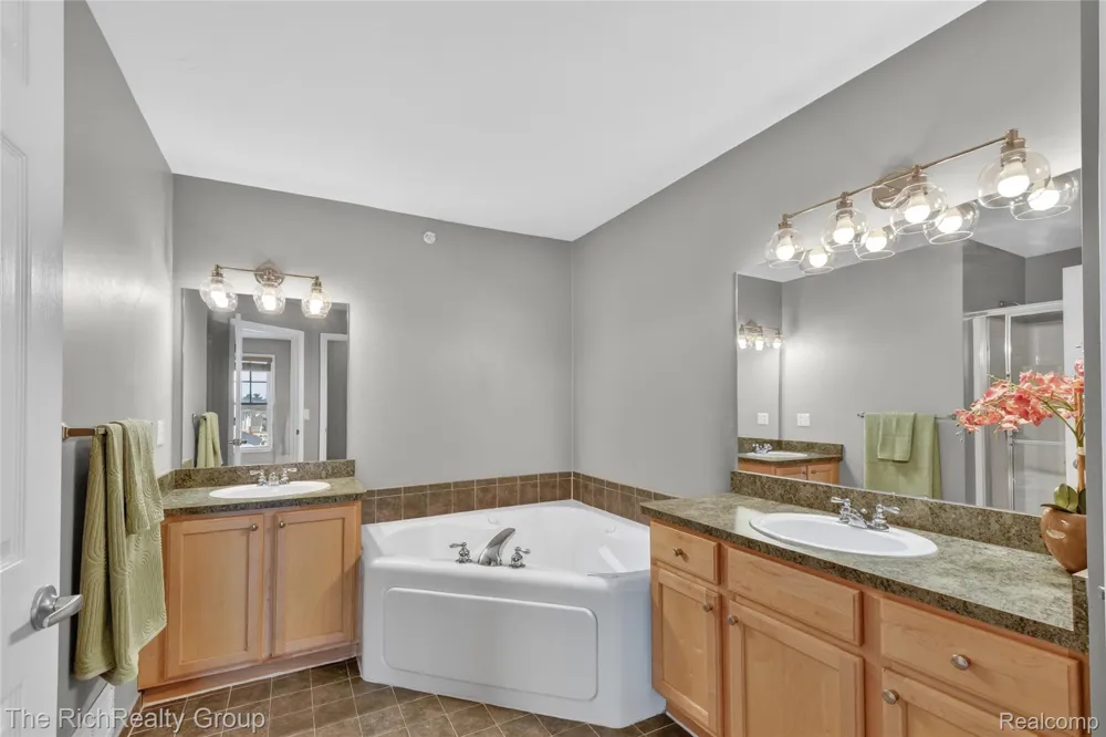 3922 Forester Boulevard Auburn Hills City, MI 48326
