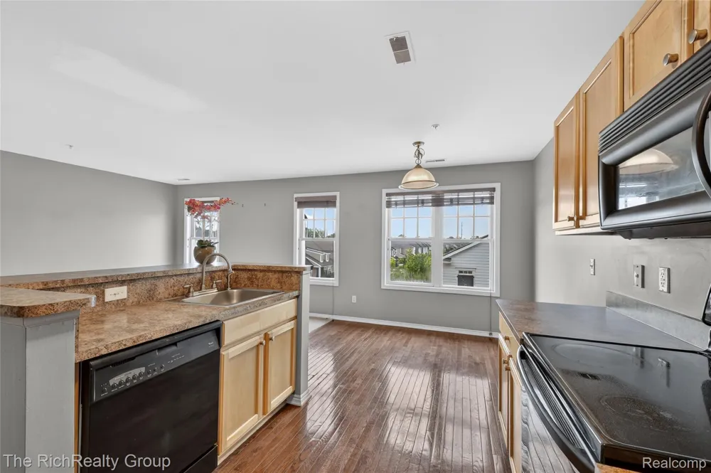 3922 Forester Boulevard Auburn Hills City, MI 48326