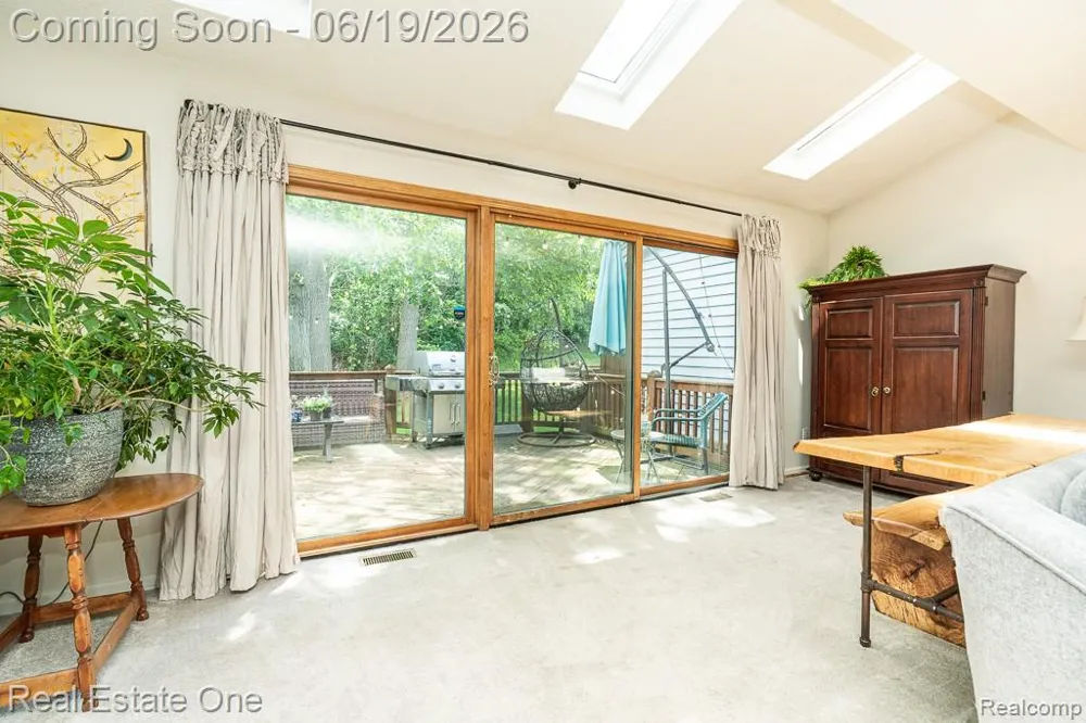 6595 Scenic Pines Court Independence Charter Township, MI 48346