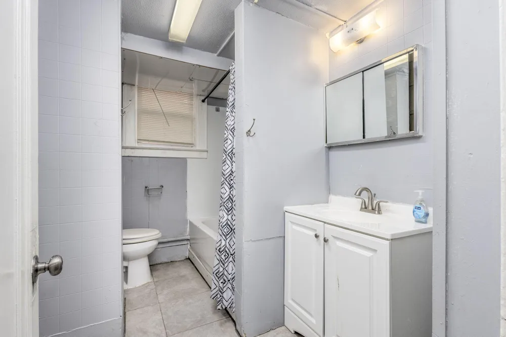 6225 Middlesex Street #5 Dearborn City, MI 48126