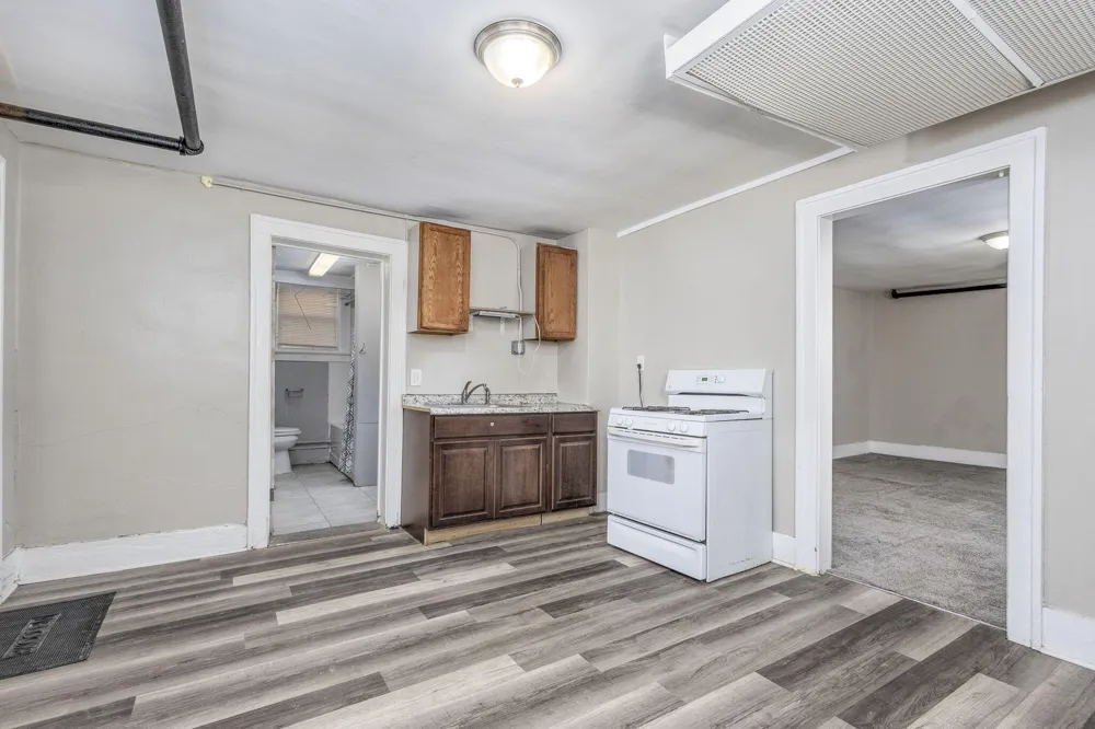 6225 Middlesex Street #5 Dearborn City, MI 48126
