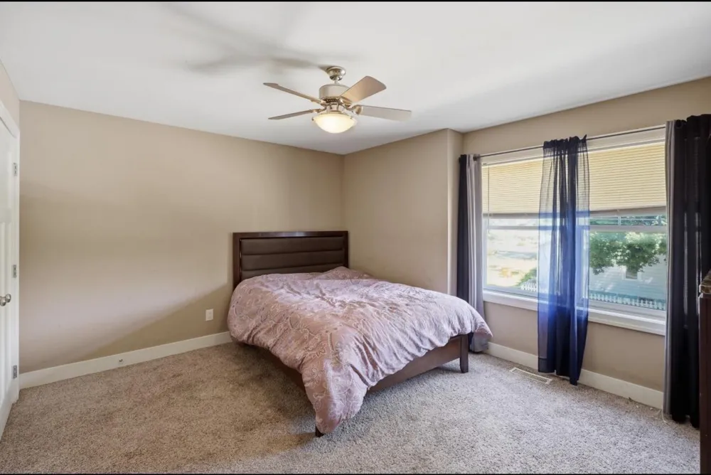 1015 Monroe Street Benton Harbor City, MI 49022