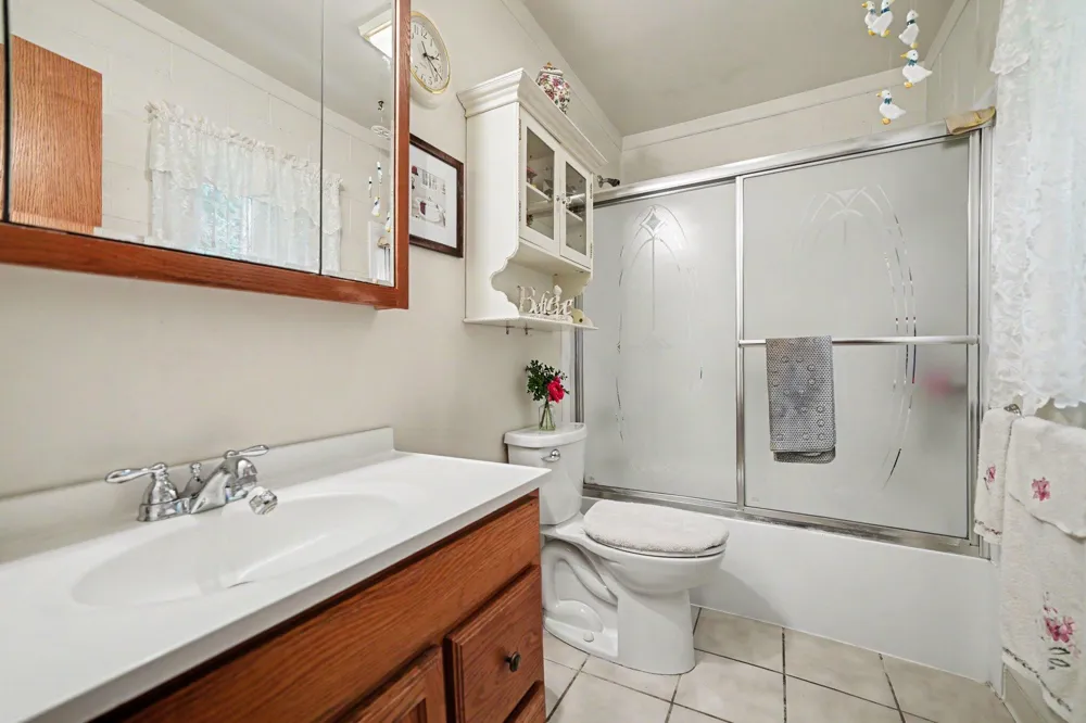 362 E Washington Street Berrien Springs Village, MI 49103