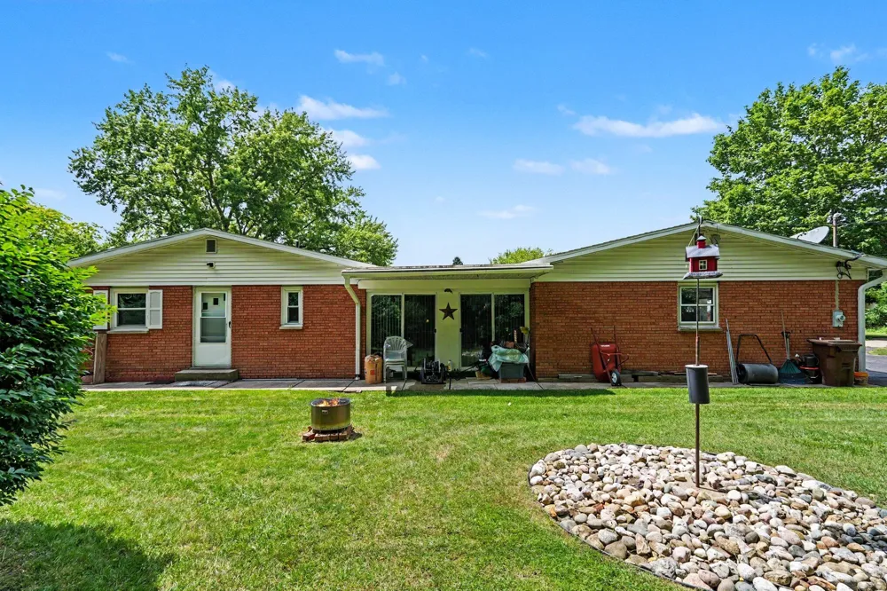 362 E Washington Street Berrien Springs Village, MI 49103