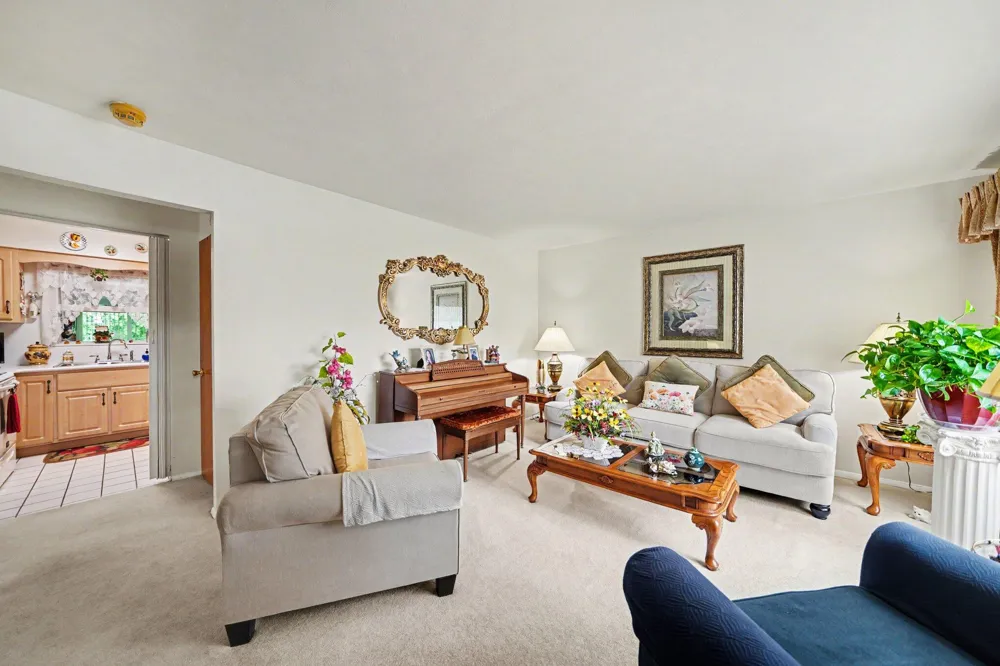 362 E Washington Street Berrien Springs Village, MI 49103