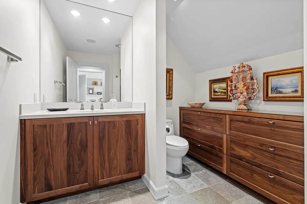 329 W Circle Drive North Muskegon City, MI 49445