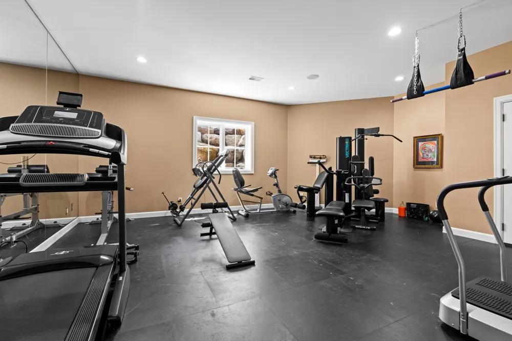 329 W Circle Drive North Muskegon City, MI 49445