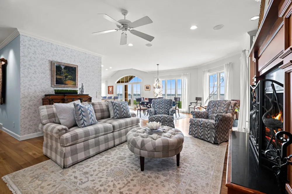 329 W Circle Drive North Muskegon City, MI 49445