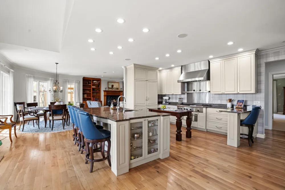 329 W Circle Drive North Muskegon City, MI 49445