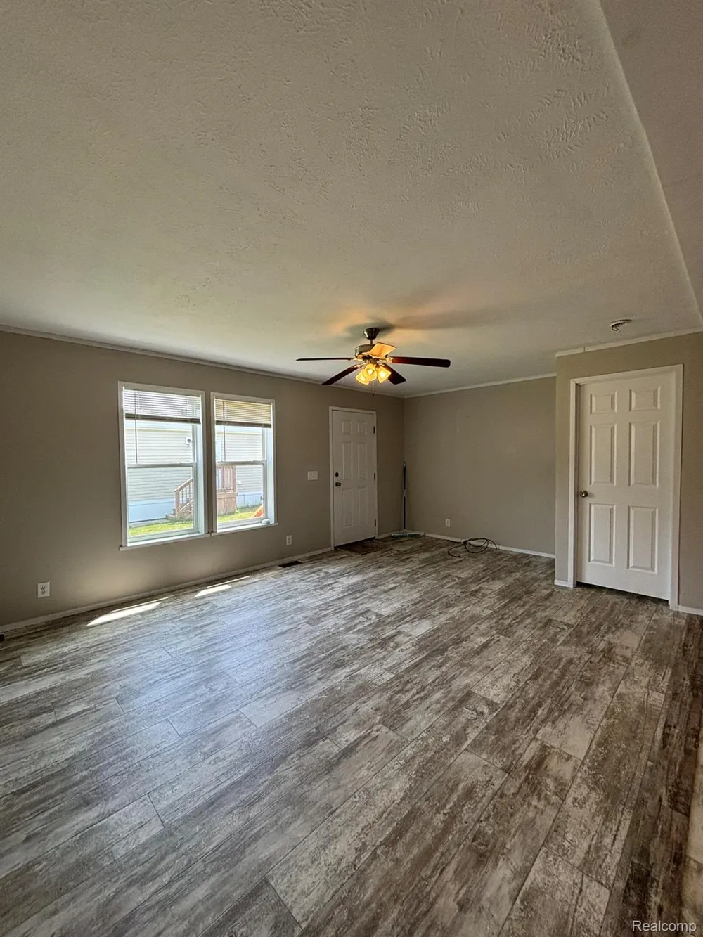 3621 Hawthorne Street Clarkston City, MI 48348