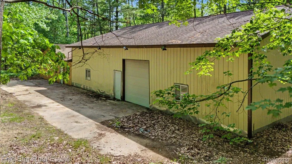 175 Bishop Road Clayton Township, MI 48659