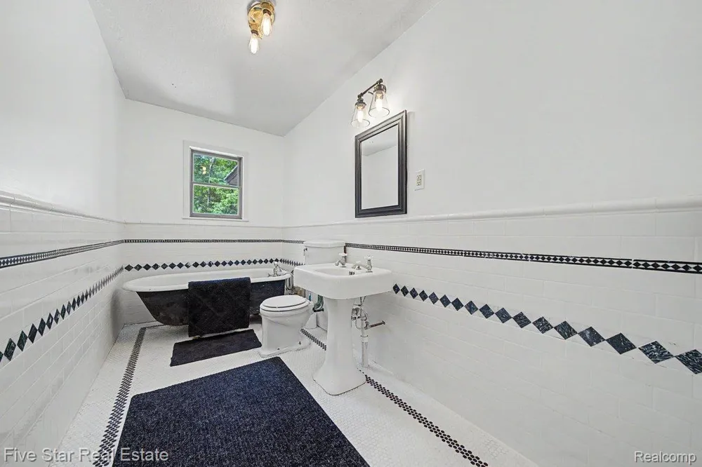 175 Bishop Road Clayton Township, MI 48659