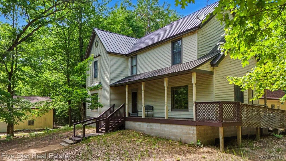 175 Bishop Road Clayton Township, MI 48659