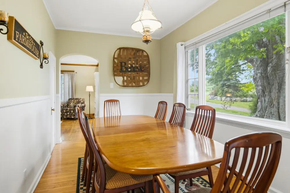 8491 US-31 N Acme Township, MI 49690