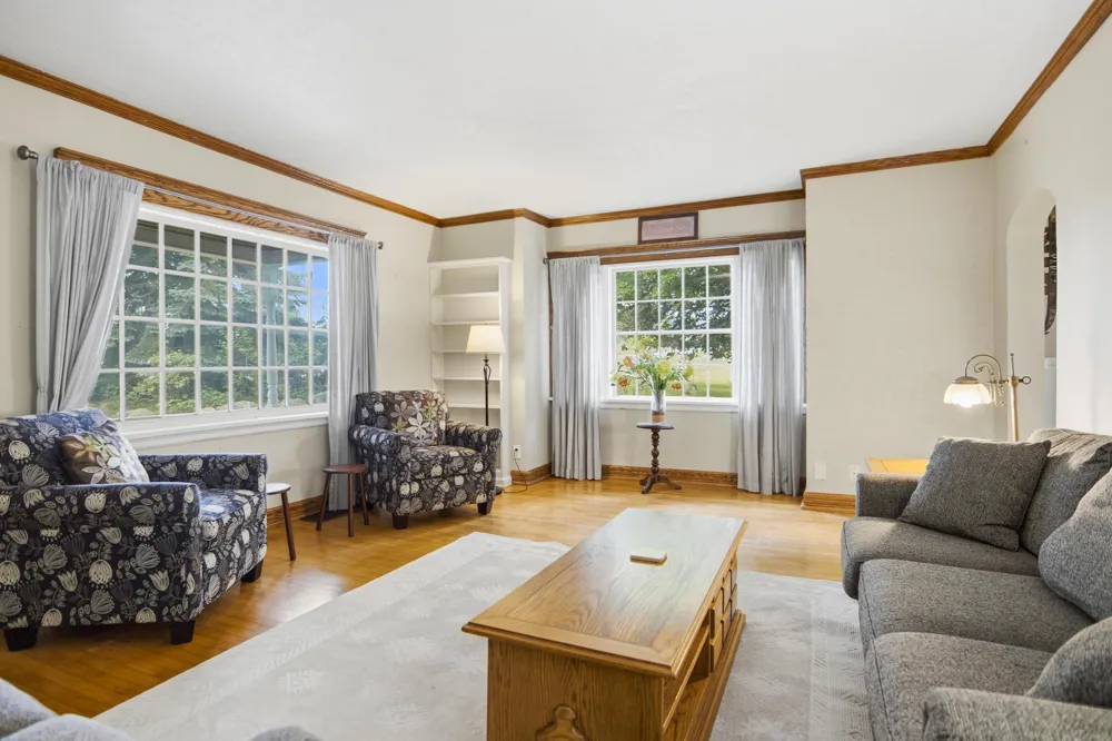 8491 US-31 N Acme Township, MI 49690