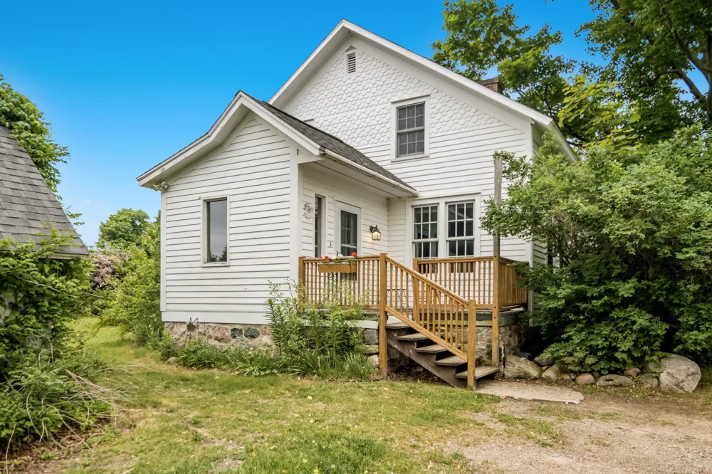 8491 US-31 N Acme Township, MI 49690