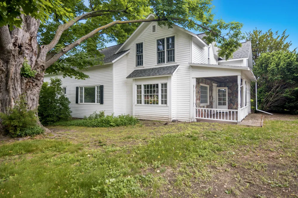 8491 US-31 N Acme Township, MI 49690