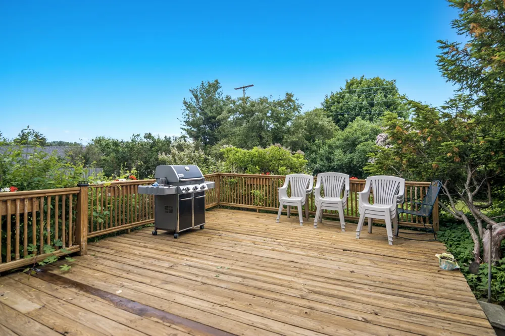 8491 US-31 N Acme Township, MI 49690