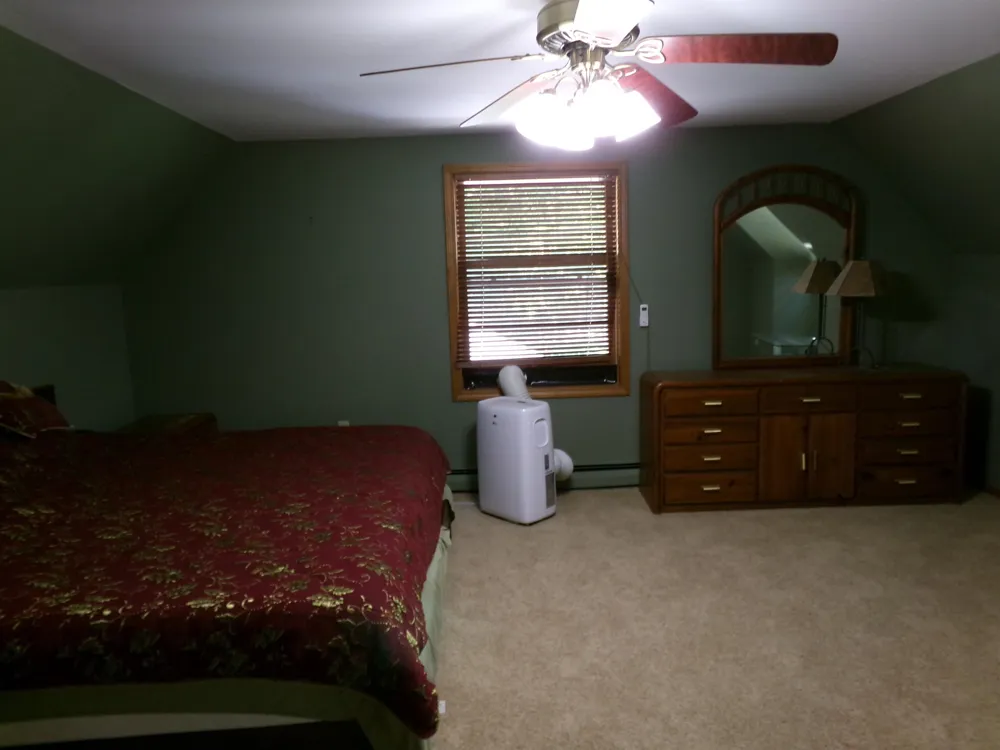 2341 E Cherrywood Drive Midland Charter Township, MI 48640