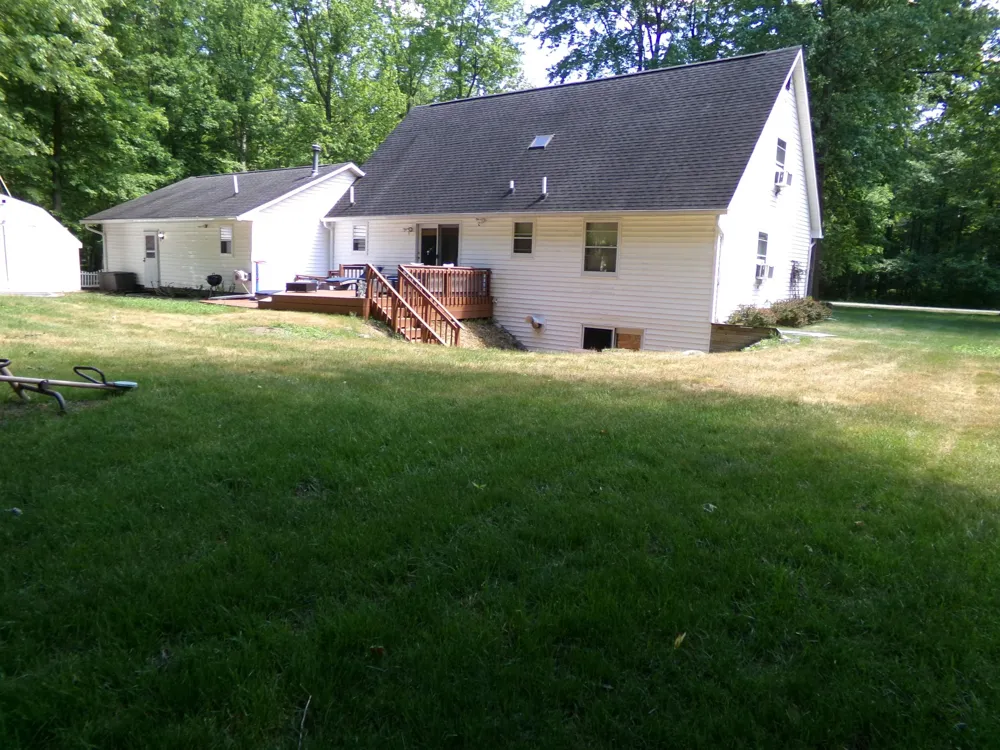 2341 E Cherrywood Drive Midland Charter Township, MI 48640
