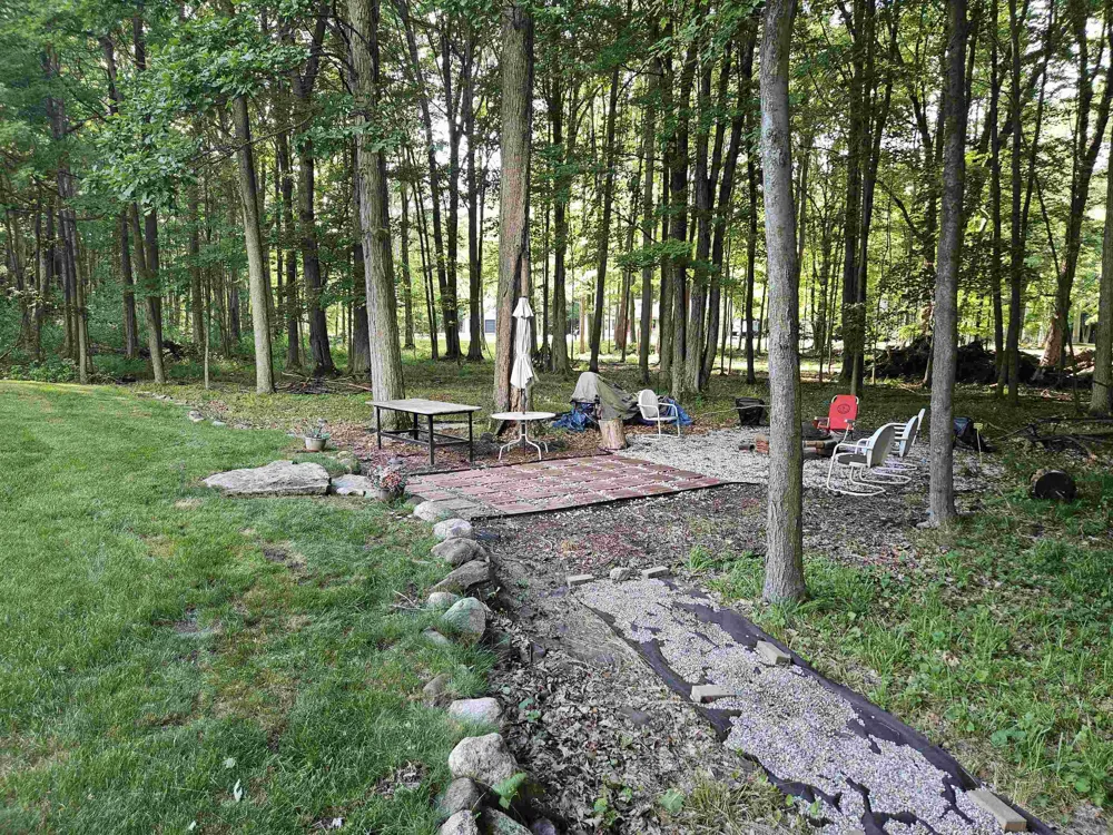 2341 E Cherrywood Drive Midland Charter Township, MI 48640