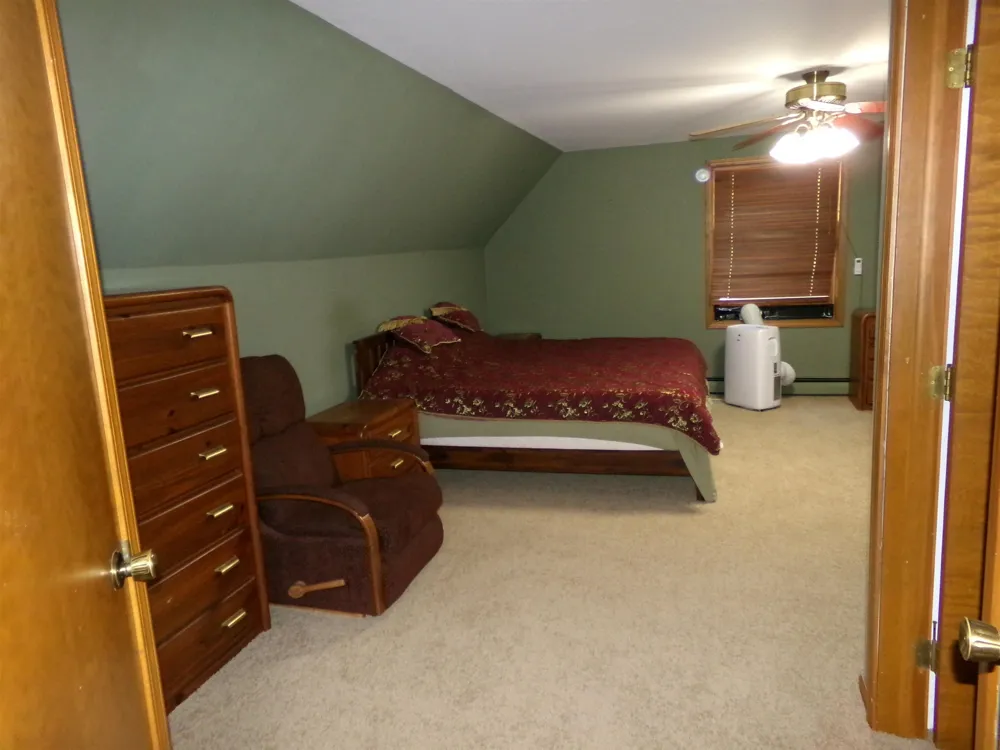 2341 E Cherrywood Drive Midland Charter Township, MI 48640