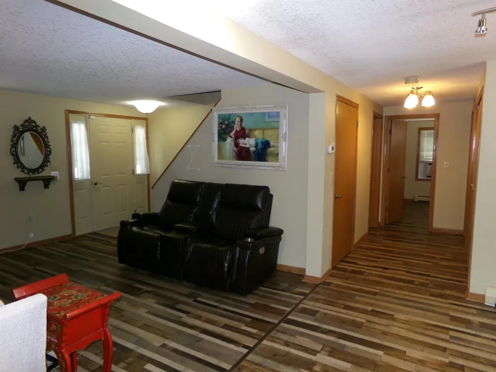 2341 E Cherrywood Drive Midland Charter Township, MI 48640