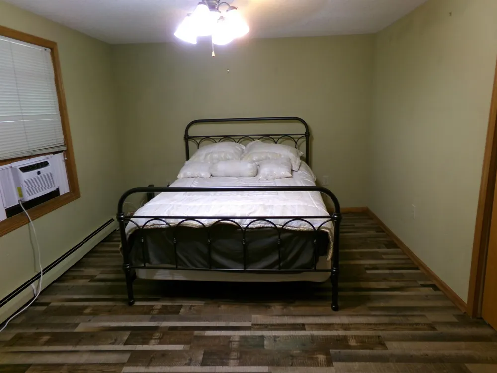 2341 E Cherrywood Drive Midland Charter Township, MI 48640