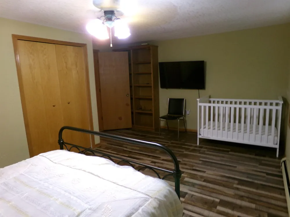 2341 E Cherrywood Drive Midland Charter Township, MI 48640