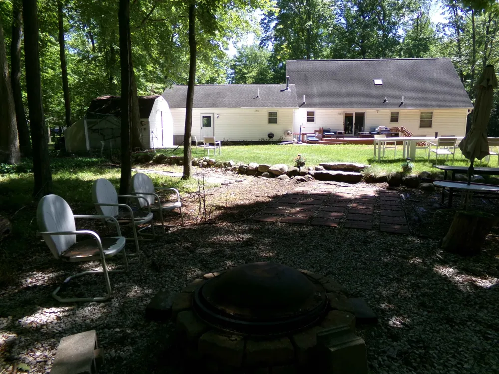 2341 E Cherrywood Drive Midland Charter Township, MI 48640