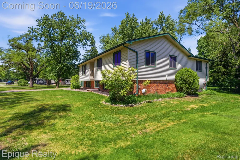 51600 Shelby Road Shelby Charter Township, MI 48316