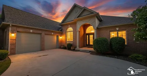1009 Regents Park Drive
