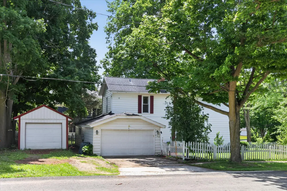 282 Liberty Street Ionia Township, MI 48860