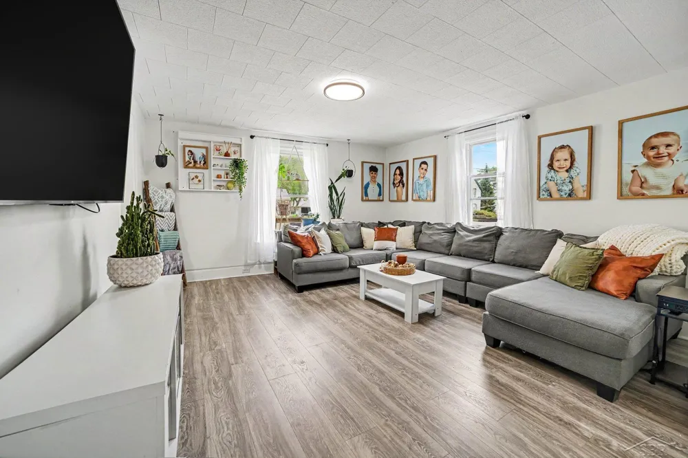 1424 Trumbull Street Bay City City, MI 48708