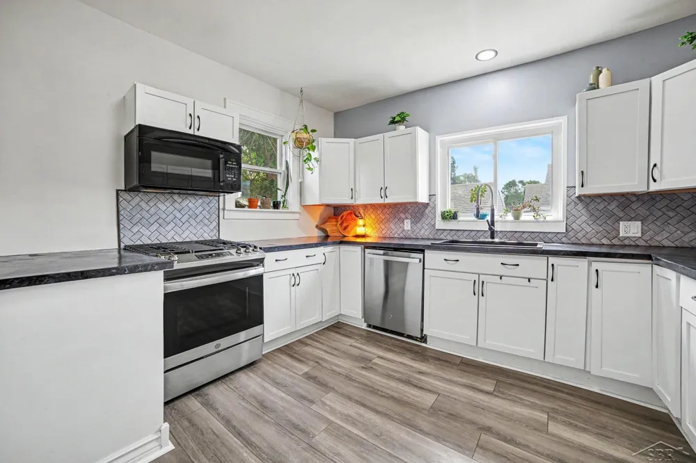 1424 Trumbull Street Bay City City, MI 48708