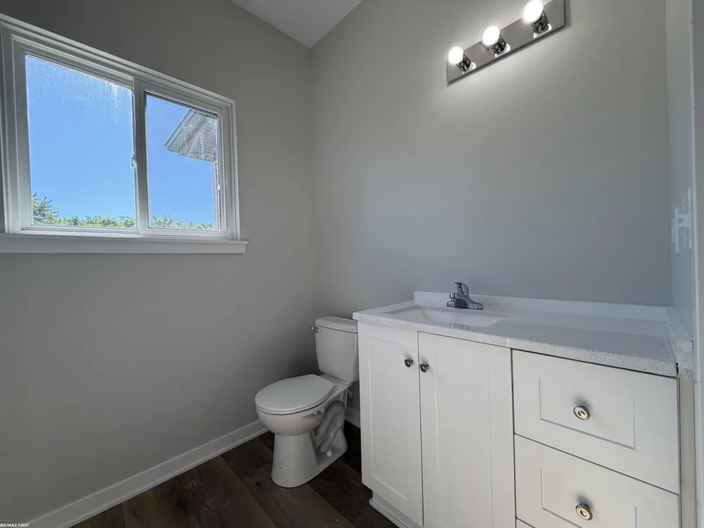 30343 Weathervane Woods Drive New Haven Village, MI 48048