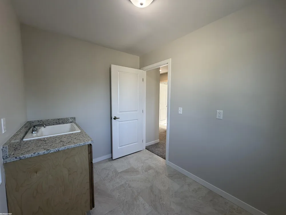 30343 Weathervane Woods Drive New Haven Village, MI 48048