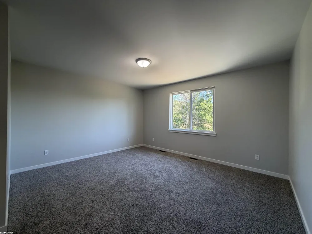 30343 Weathervane Woods Drive New Haven Village, MI 48048