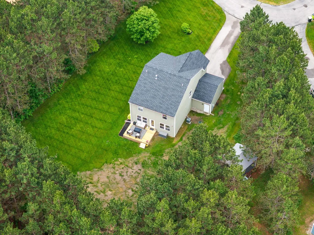 9643 Pattys Lane Long Lake Township, MI 49684