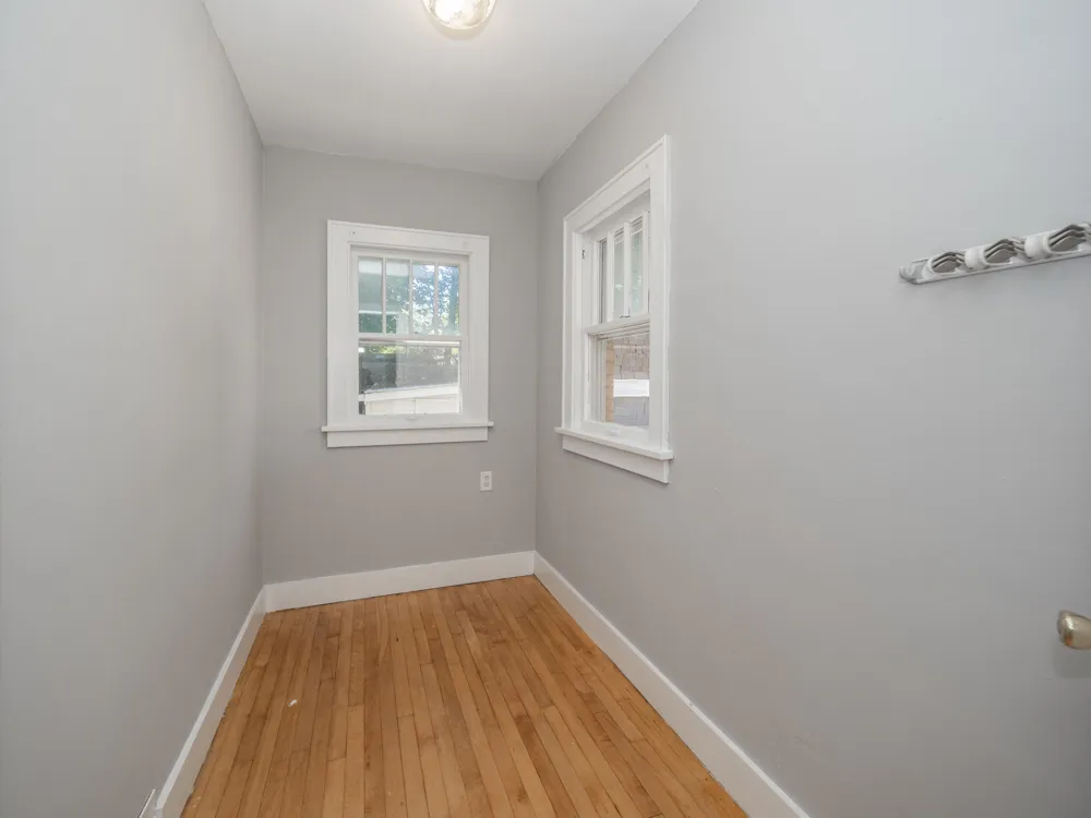 2127 W Main Street Kalamazoo Charter Township, MI 49006