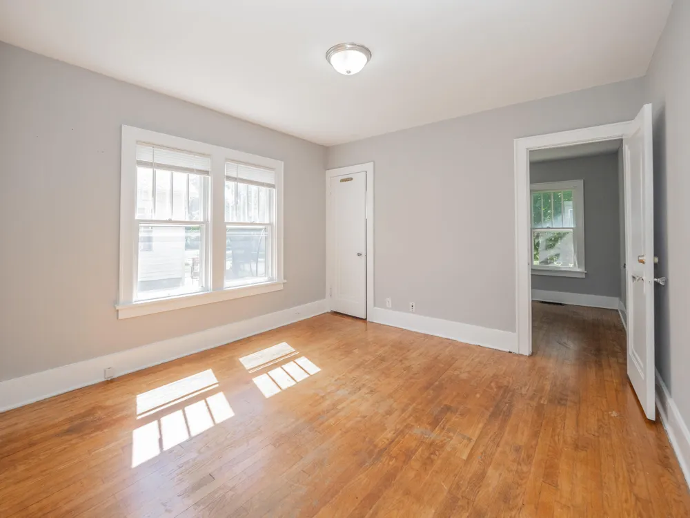 2127 W Main Street Kalamazoo Charter Township, MI 49006