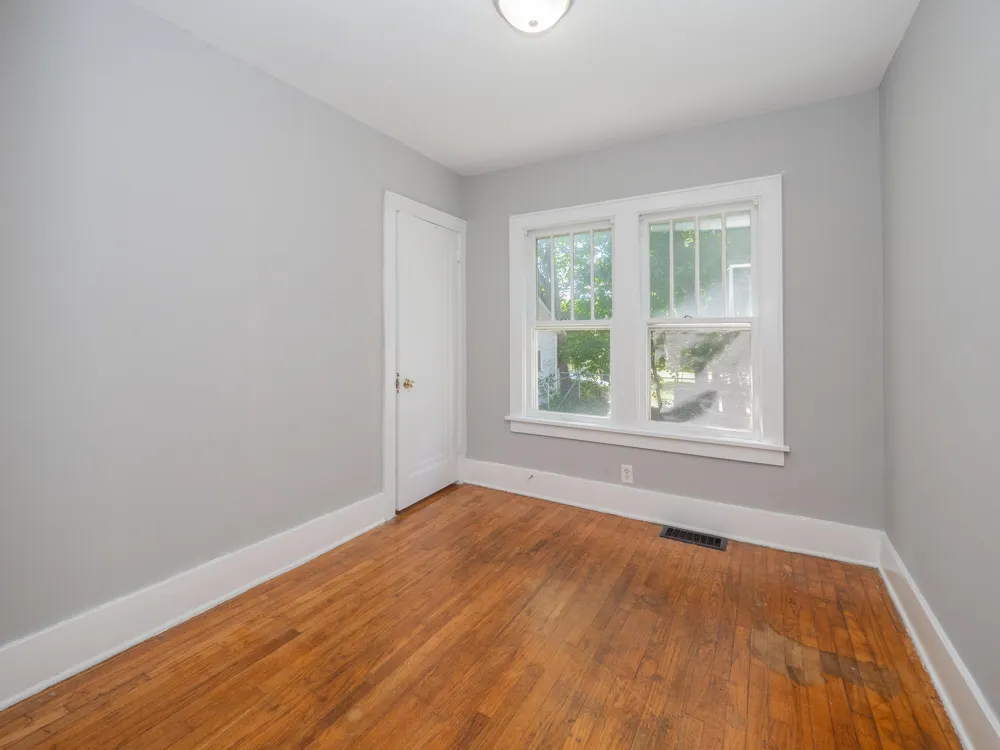2127 W Main Street Kalamazoo Charter Township, MI 49006