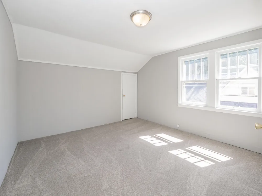 2127 W Main Street Kalamazoo Charter Township, MI 49006