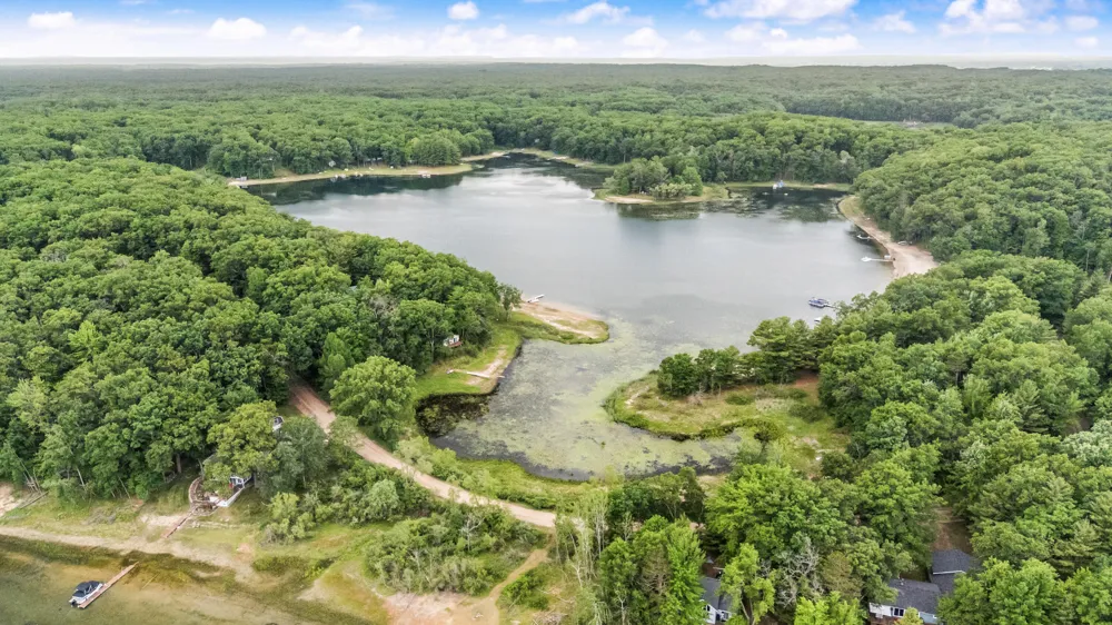 9279 S Three Lakes Lane Lake Township, MI 49304