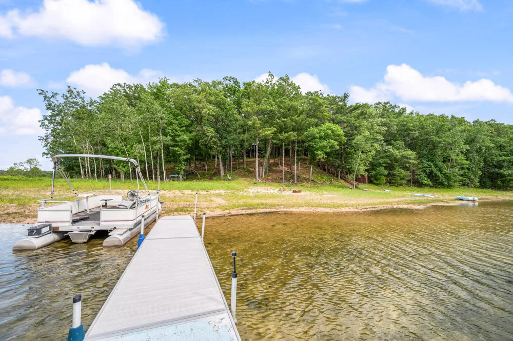 9279 S Three Lakes Lane Lake Township, MI 49304