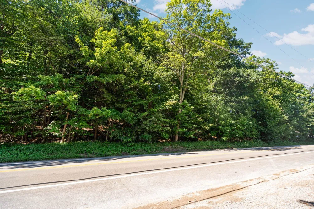 Center Road Peninsula Township, MI 49686